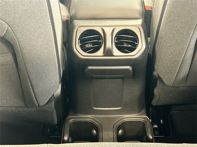 2025 Jeep Wrangler Sport photo 19