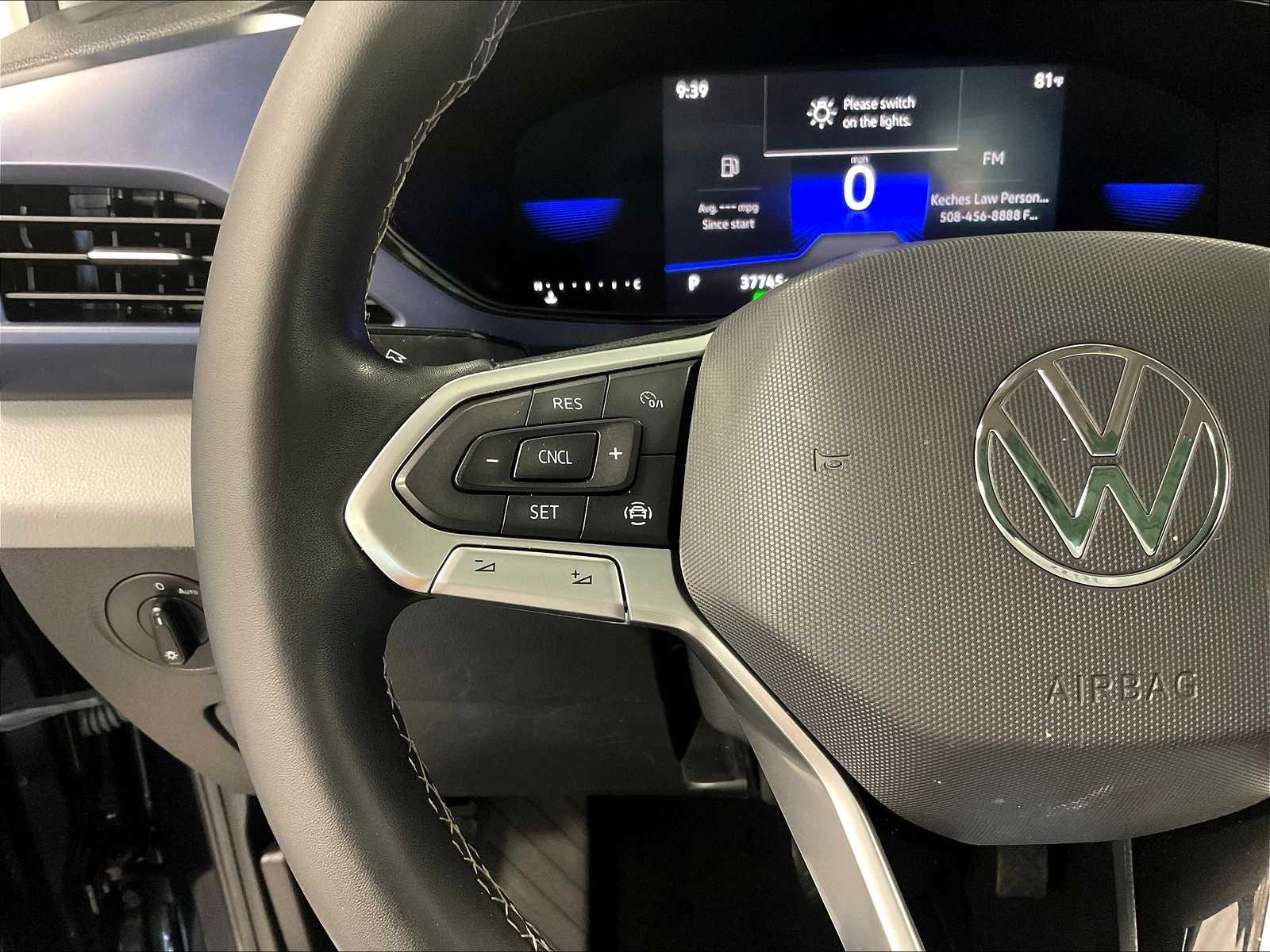 2022 Volkswagen Taos SE photo 19