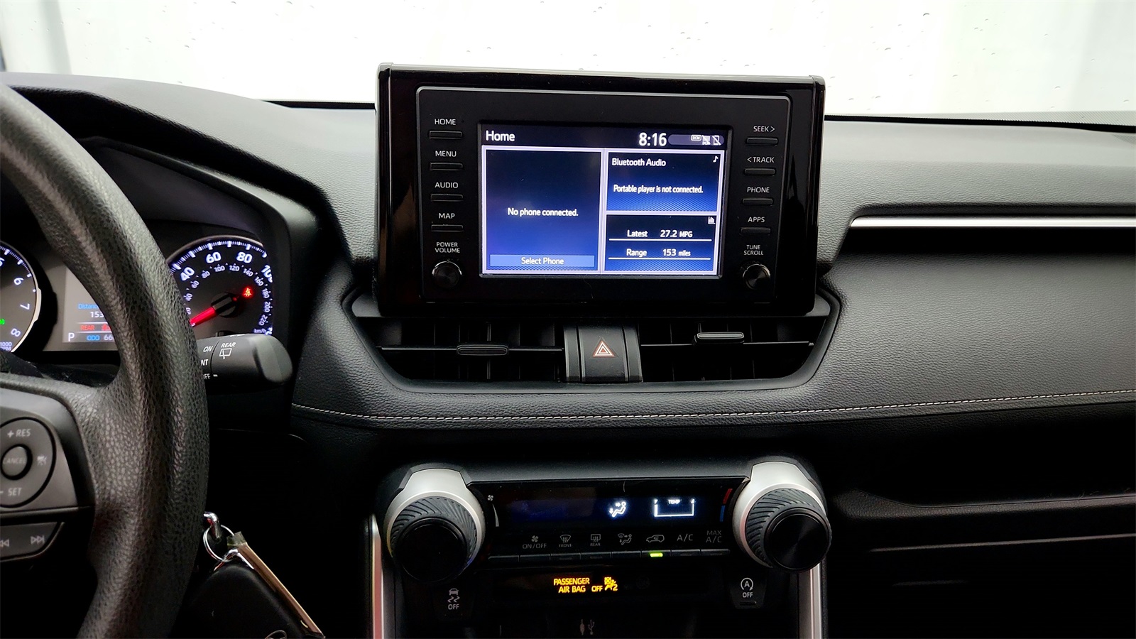 2019 Toyota RAV4 LE photo 30