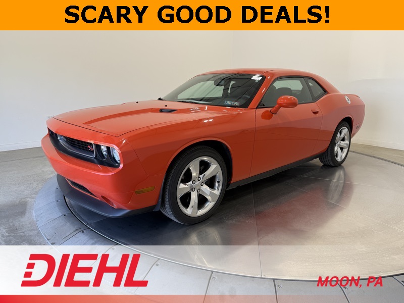 2013 Dodge Challenger R/T photo 3