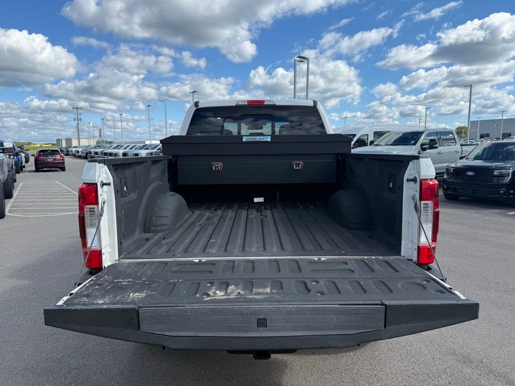 2019 Ford F-250 Lariat photo 19