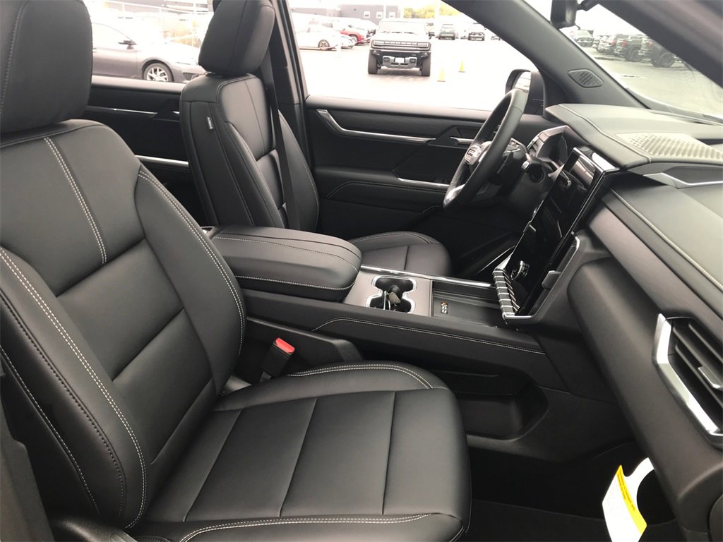 2026 GMC ACADIA - Image 36