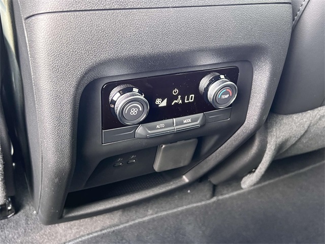 2026 Buick Enclave Preferred photo 15