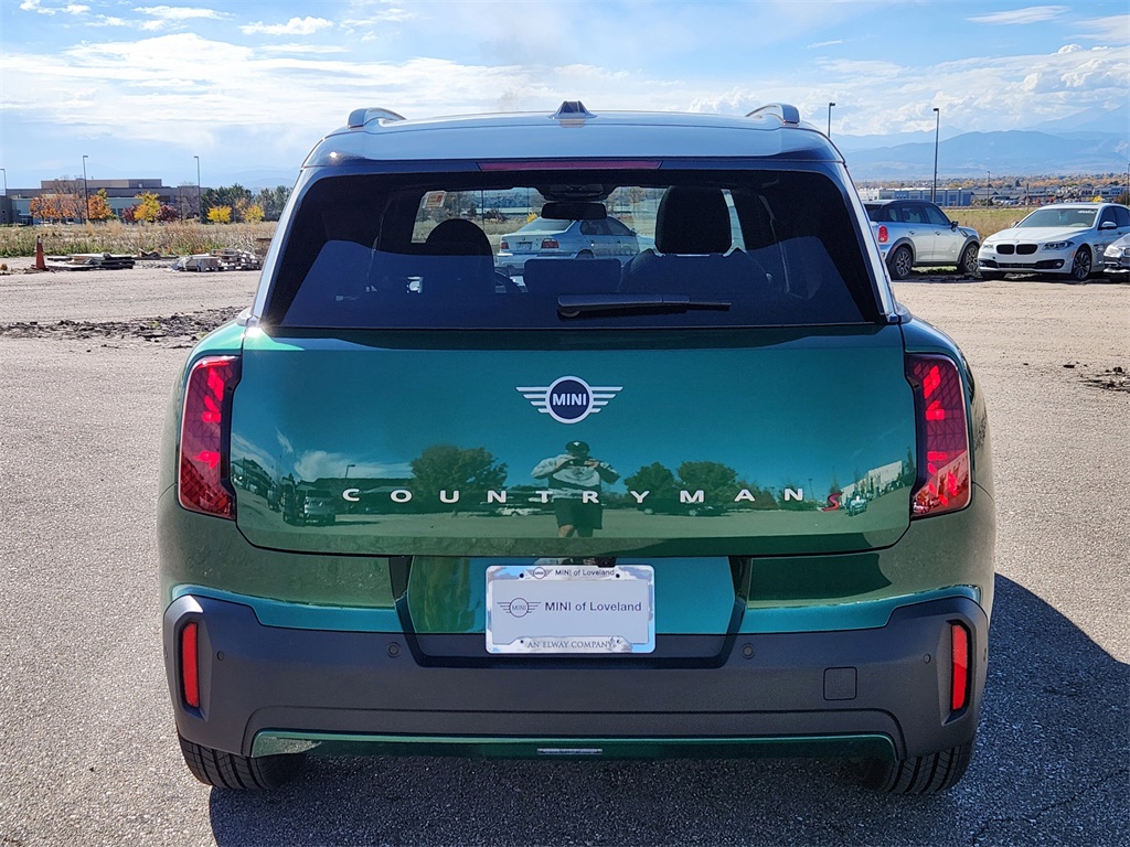 2026 Mini Countryman Iconic S ALL4 photo 4
