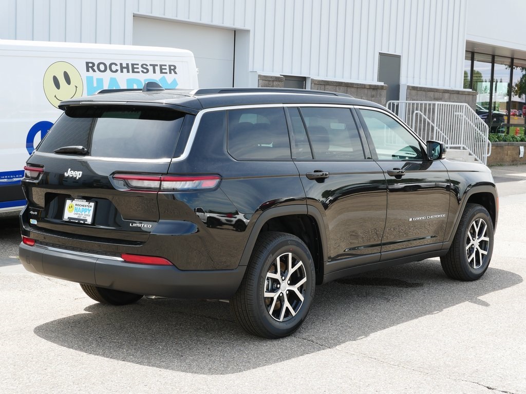 2025 Jeep Grand Cherokee Limited photo 2
