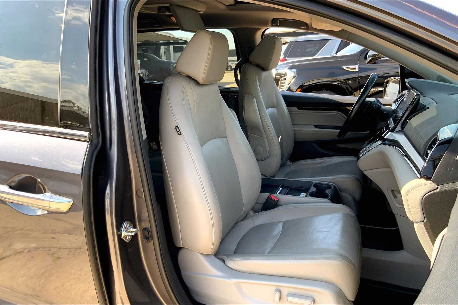 2018 Honda Odyssey Elite photo 8
