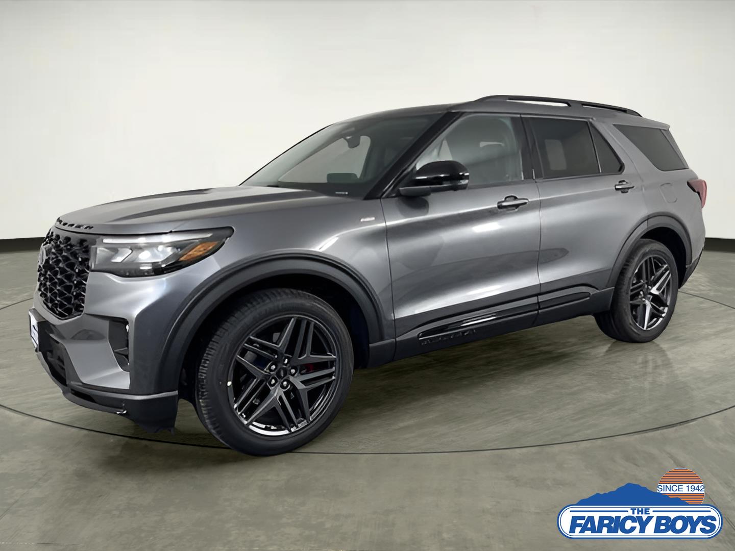 2025 Ford Explorer ST-LINE's photo