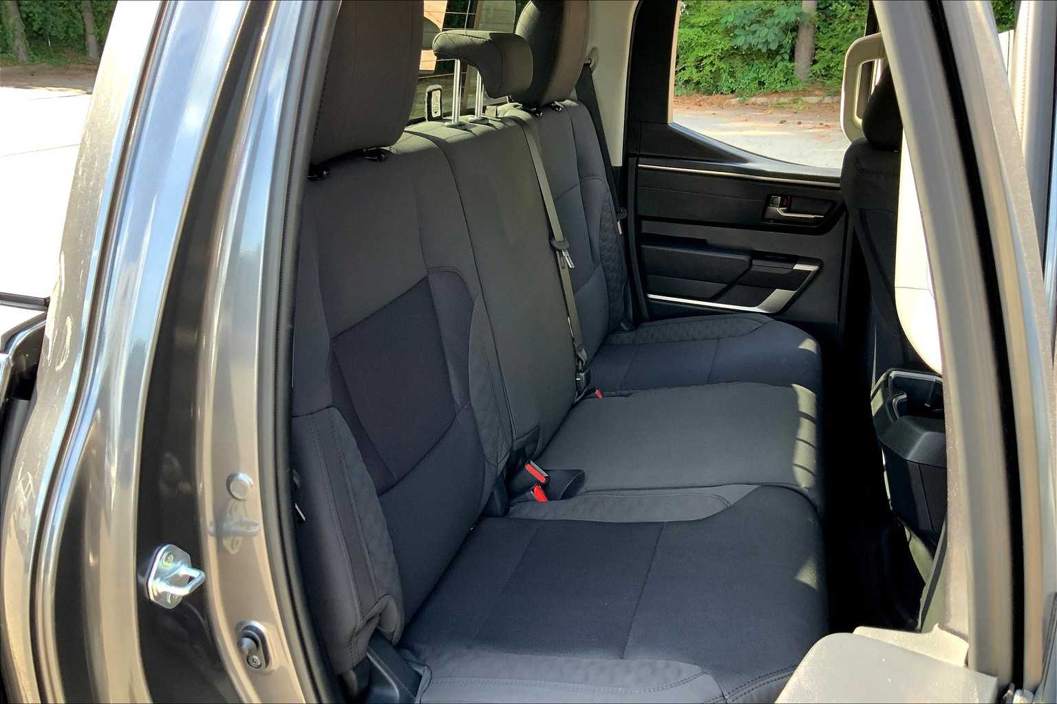 2024 Toyota Tundra SR5 Double Cab photo 17