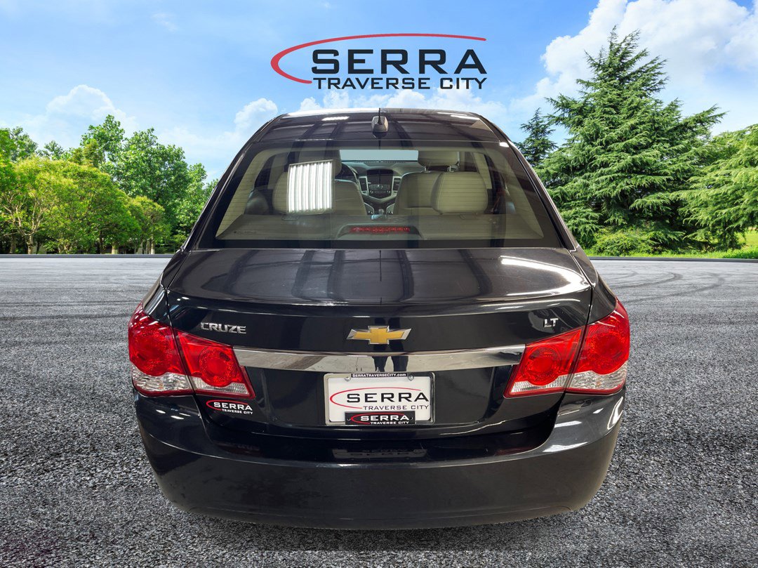 2015 Chevrolet Cruze LT photo 4