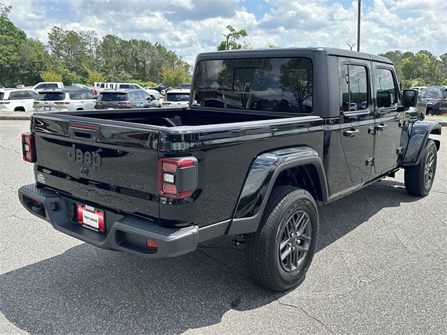2025 Jeep Gladiator Sport S photo 5