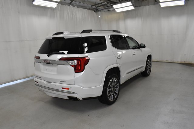 2022 Gmc Acadia Denali photo 3