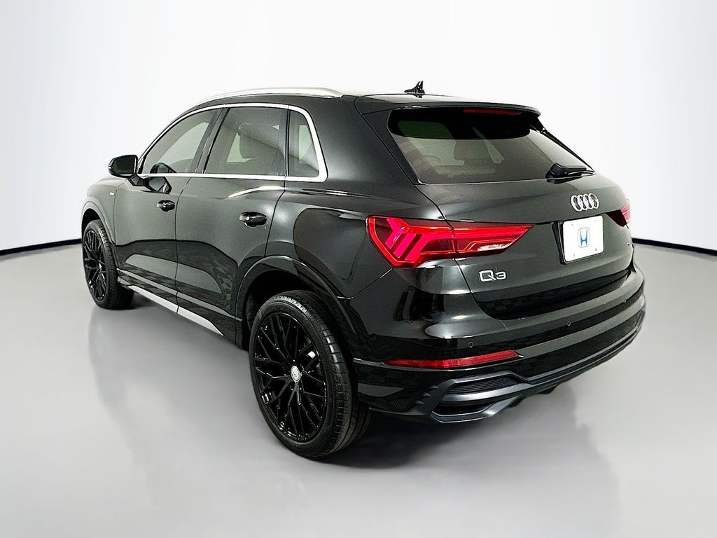 2022 Audi Q3 45 TFSI S line Premium photo 7