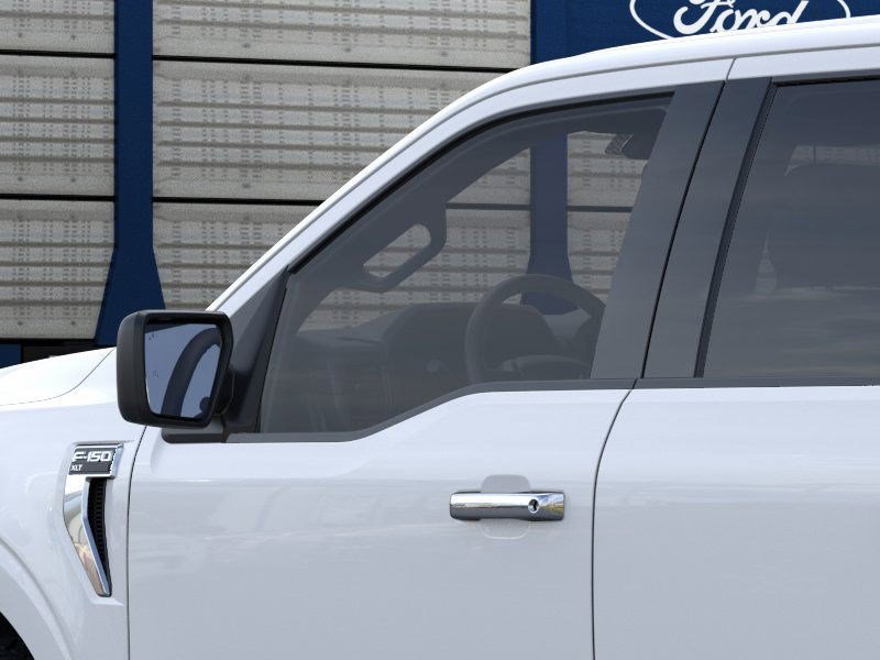 2025 Ford F-150 XLT photo 19