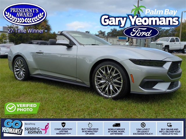 2026 Ford Mustang EcoBoost Premium's photo