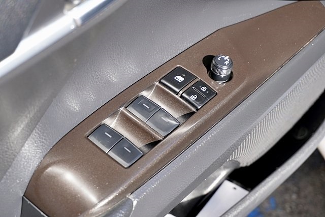 2023 Toyota Camry LE photo 20