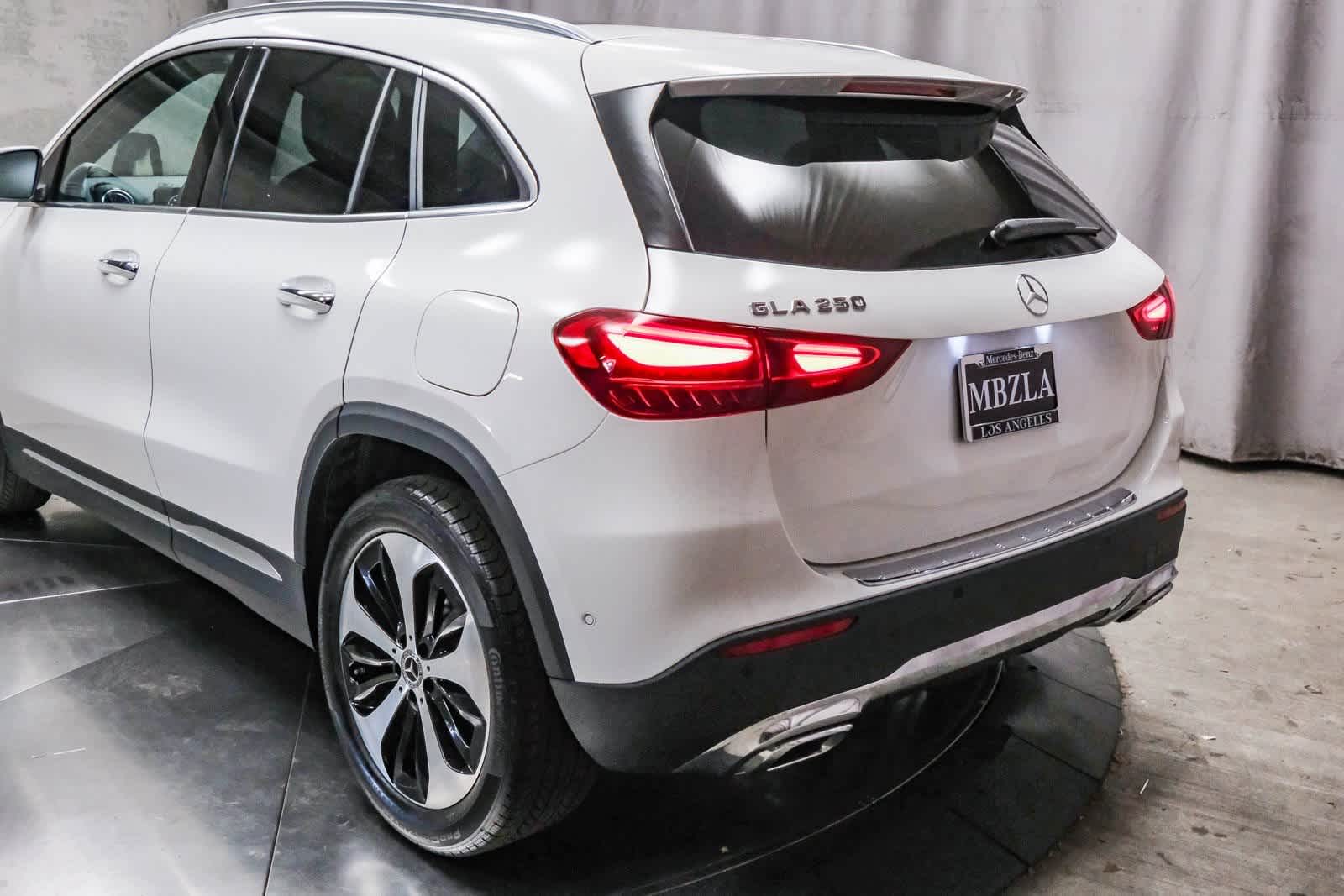 2025 Mercedes Benz GLA 250 photo 6