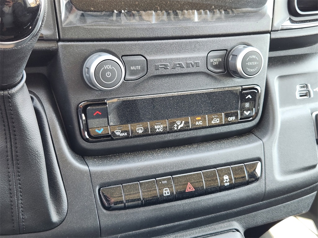2026 Ram ProMaster 2500 photo 17