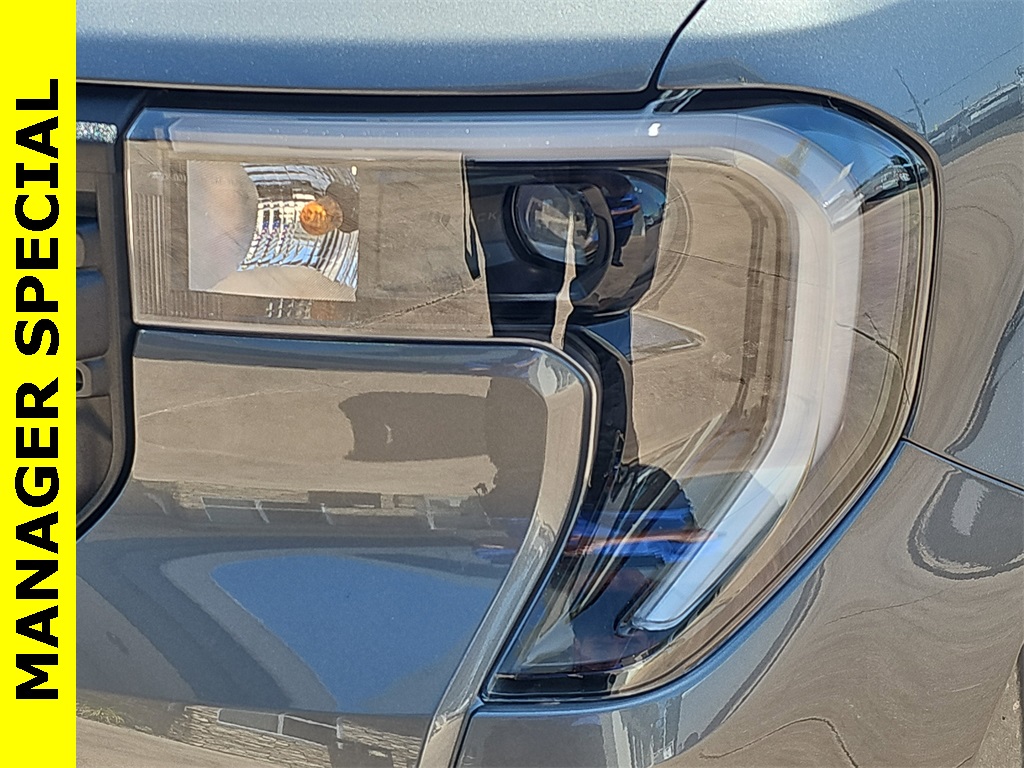 2025 Ford Maverick Tremor photo 30