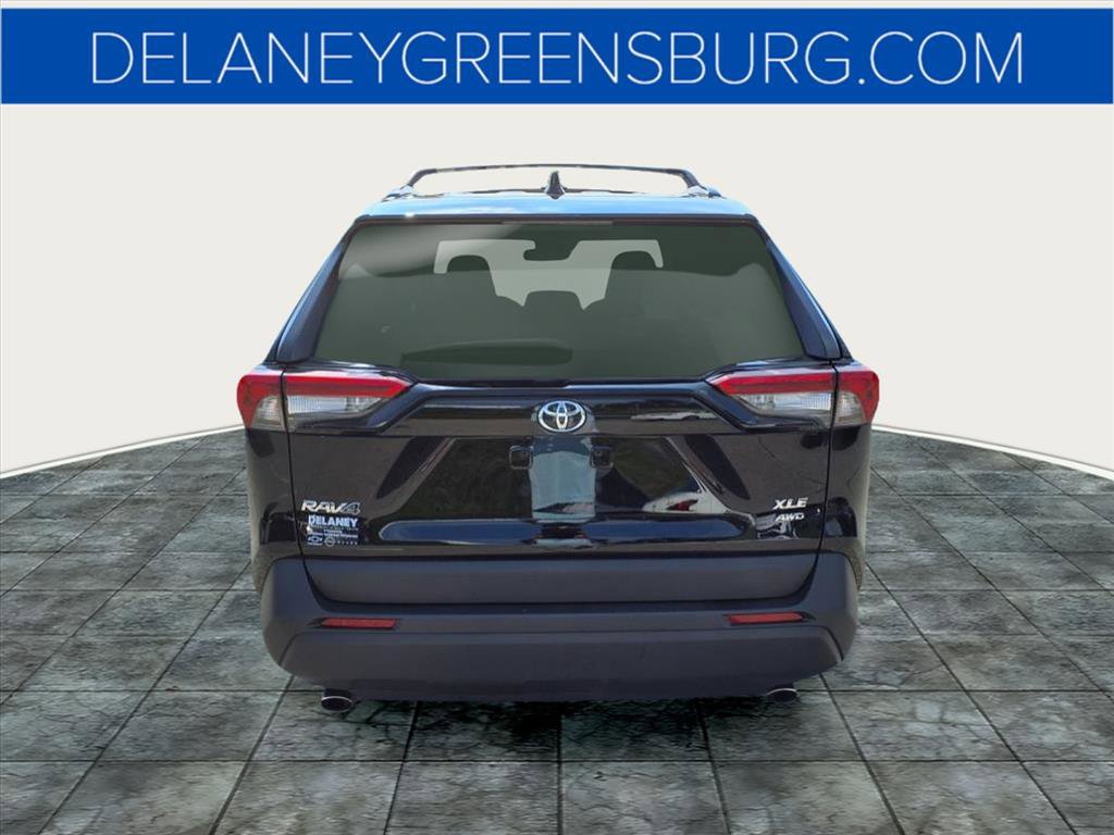 2024 Toyota RAV4 XLE Premium photo 4