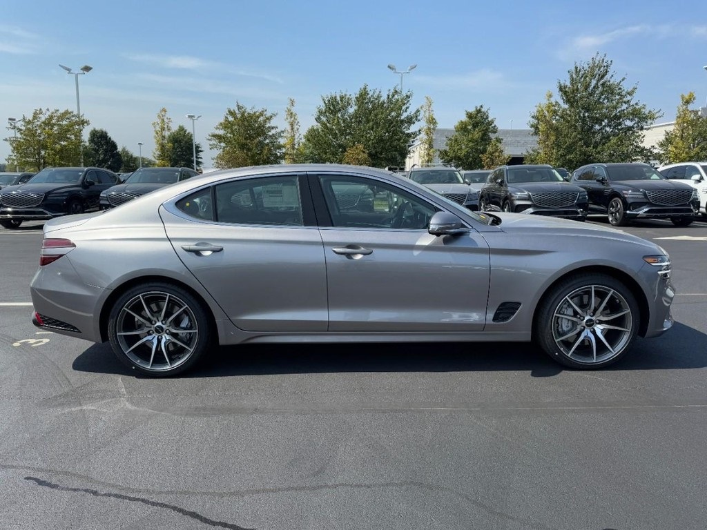 2026 Genesis G70 2.5T Prestige AWD photo 2