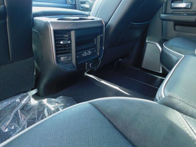 2025 Ram 2500 Laramie photo 17