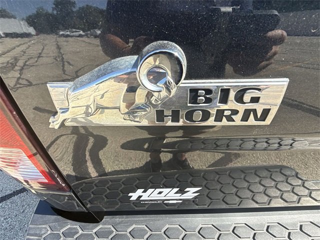 2018 Ram 1500 SLT photo 20