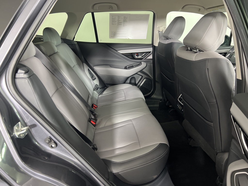 2022 Subaru Outback Limited photo 4