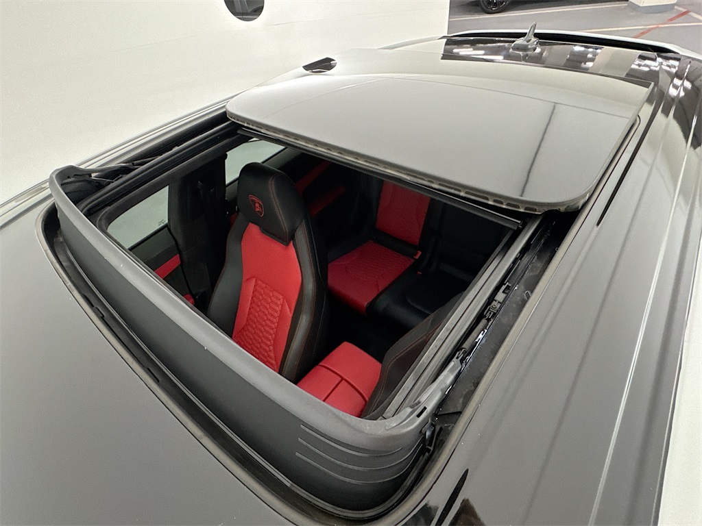 2022 Lamborghini Urus photo 22