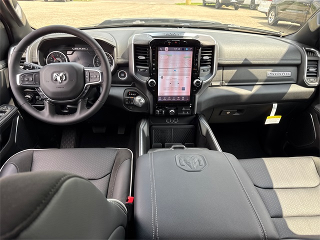 2025 Ram 1500 Laramie photo 2