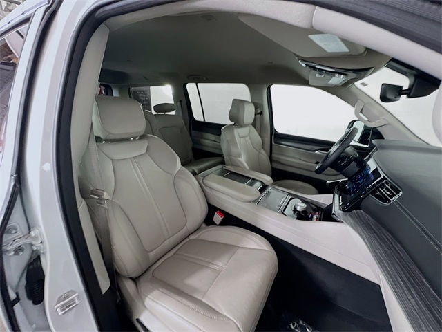 2024 Jeep Wagoneer Series II photo 22
