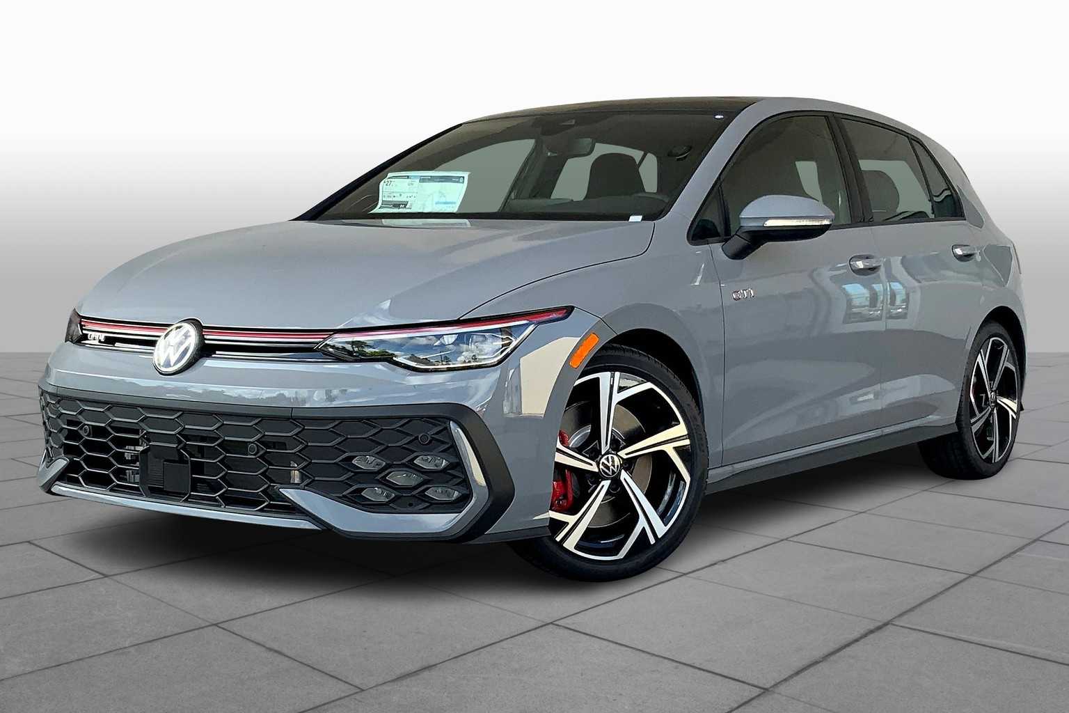 2025 Volkswagen Golf GTI SE's photo