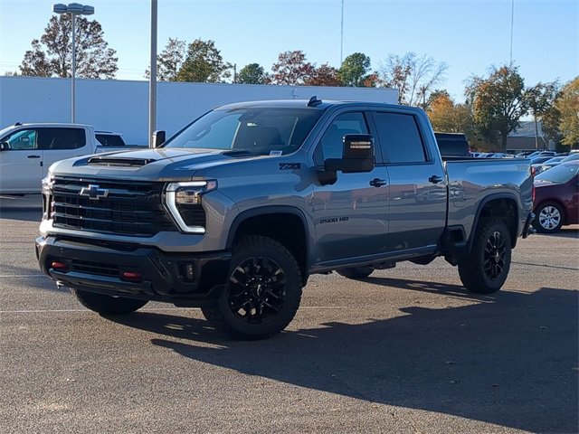 2026 Chevrolet Silverado 2500HD LT's photo