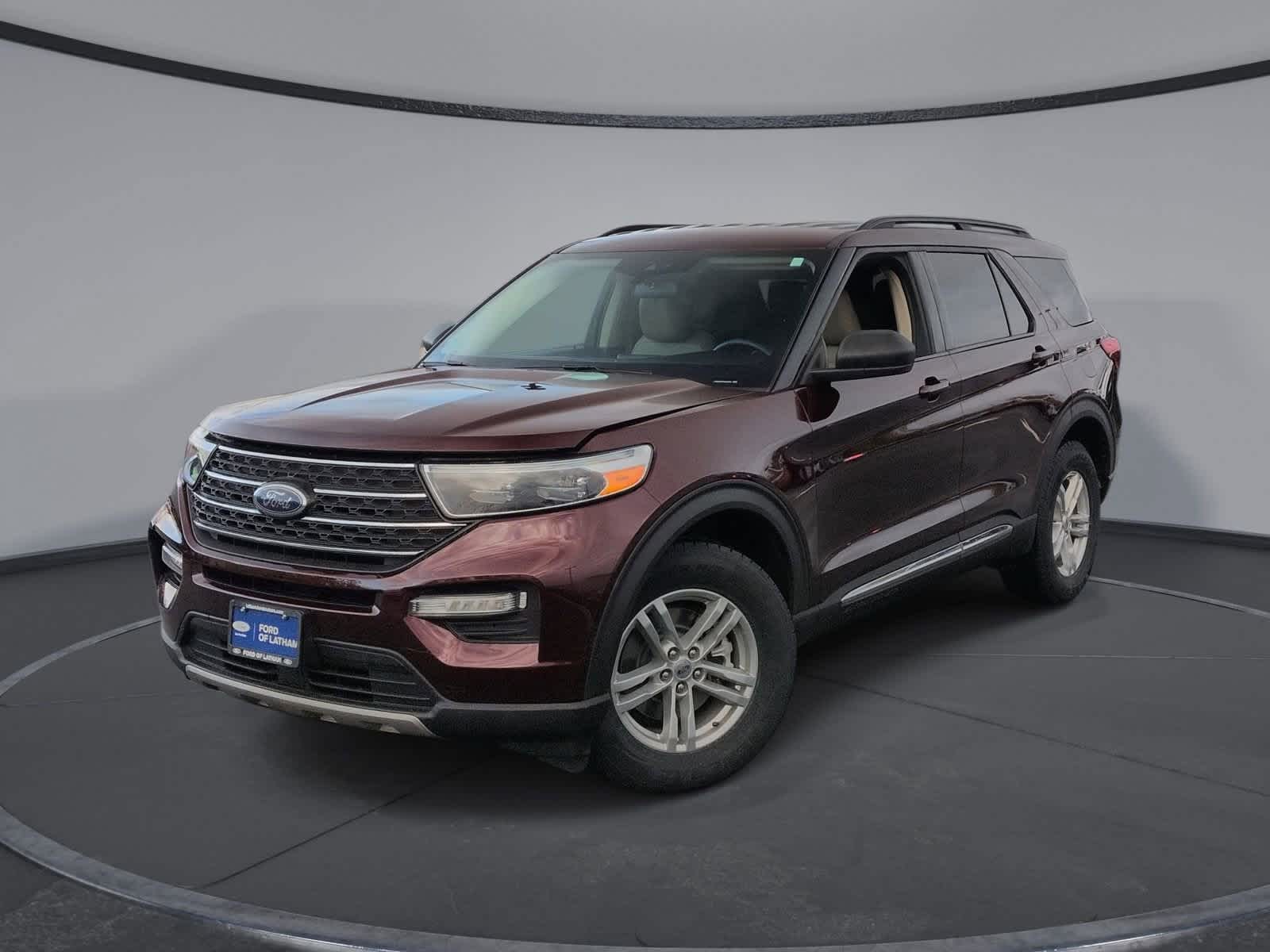 2022 Ford Explorer XLT's photo