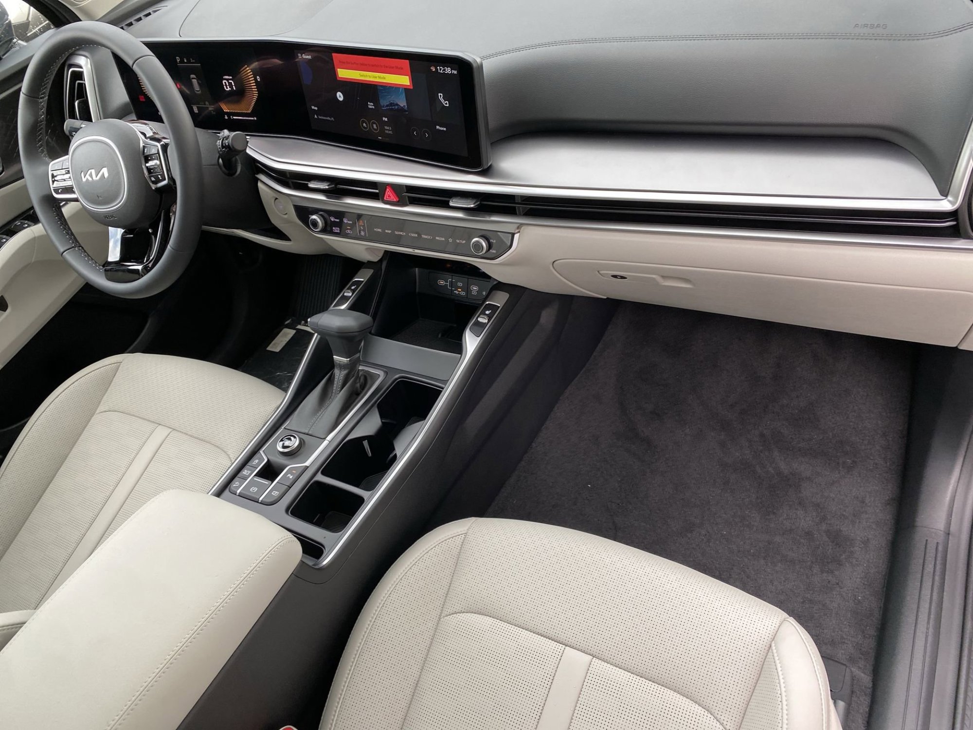 2025 Kia Sorento S photo 8