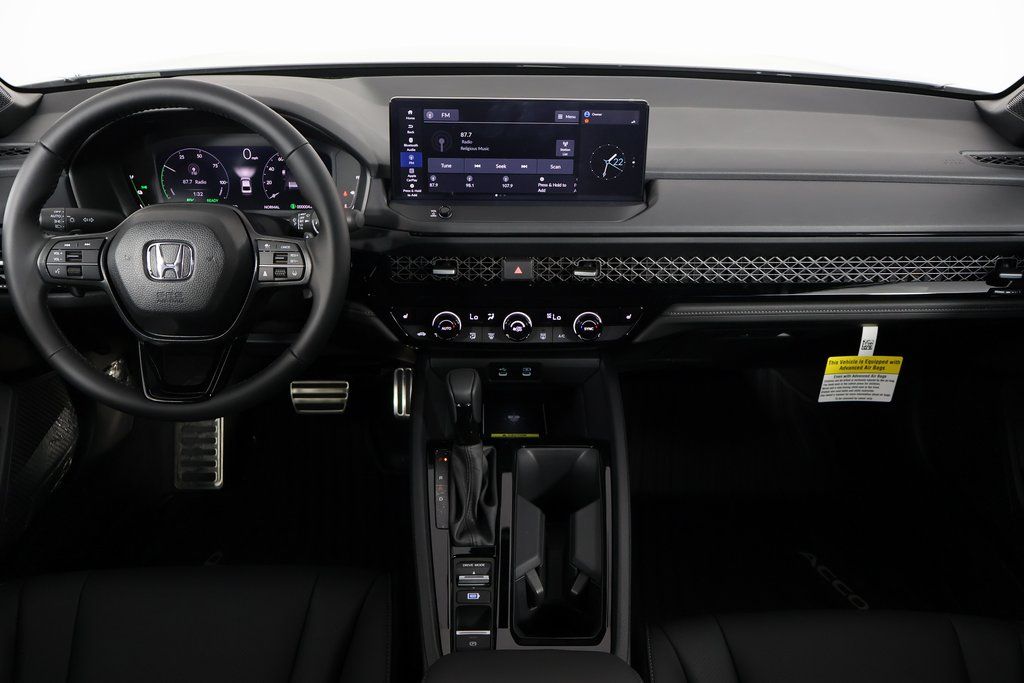2025 Honda Accord Hybrid Sport-L photo 4