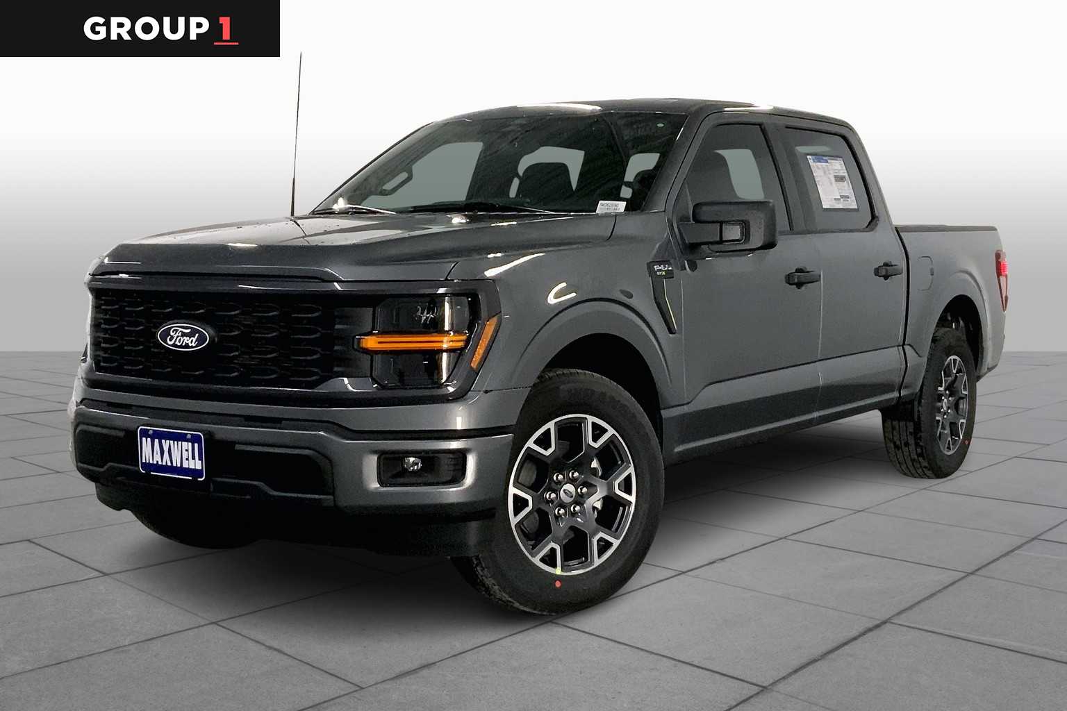2025 Ford F-150 STX's photo