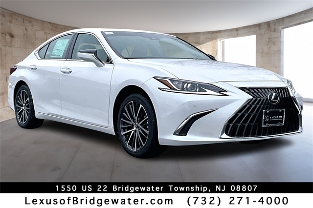 2025 Lexus ES 350's photo