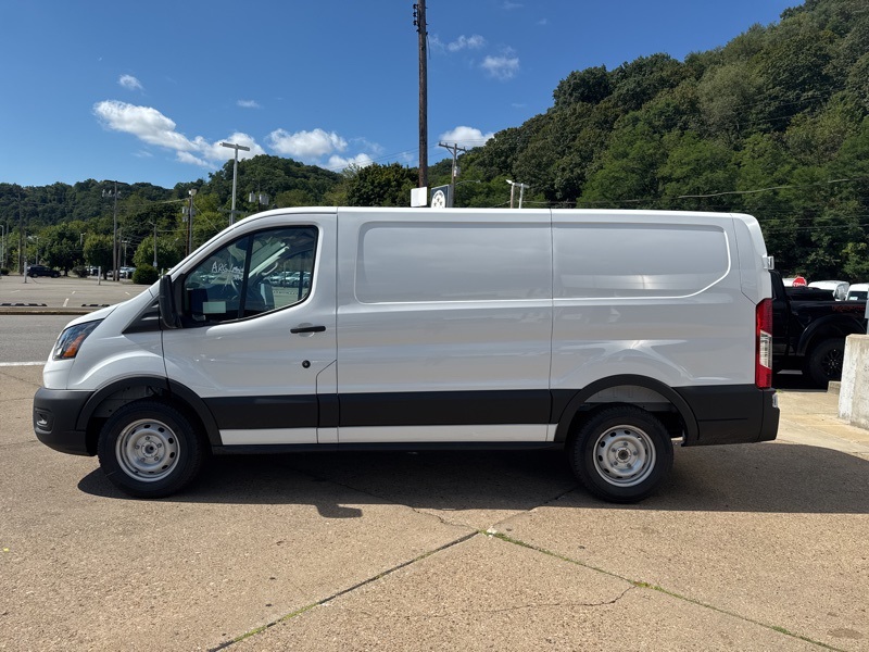 2025 Ford Transit photo 4