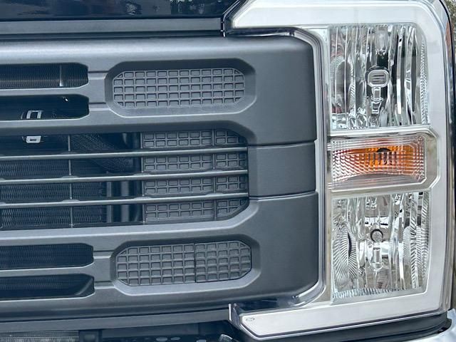 2026 Ford F-350 XL photo 22