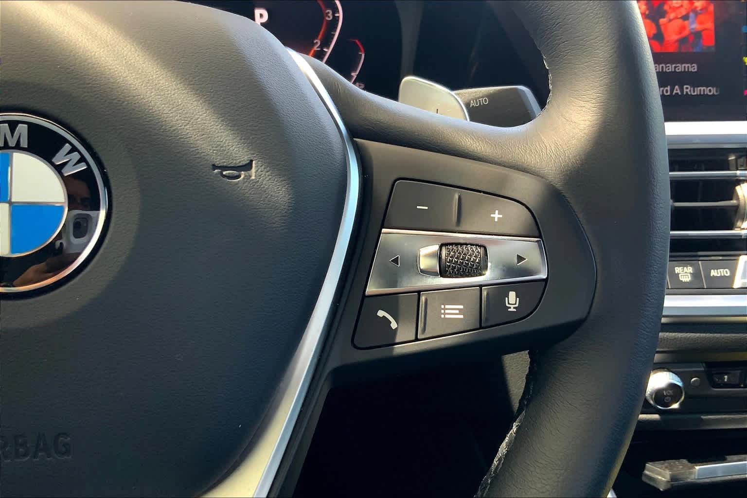 2022 Bmw 330i photo 23