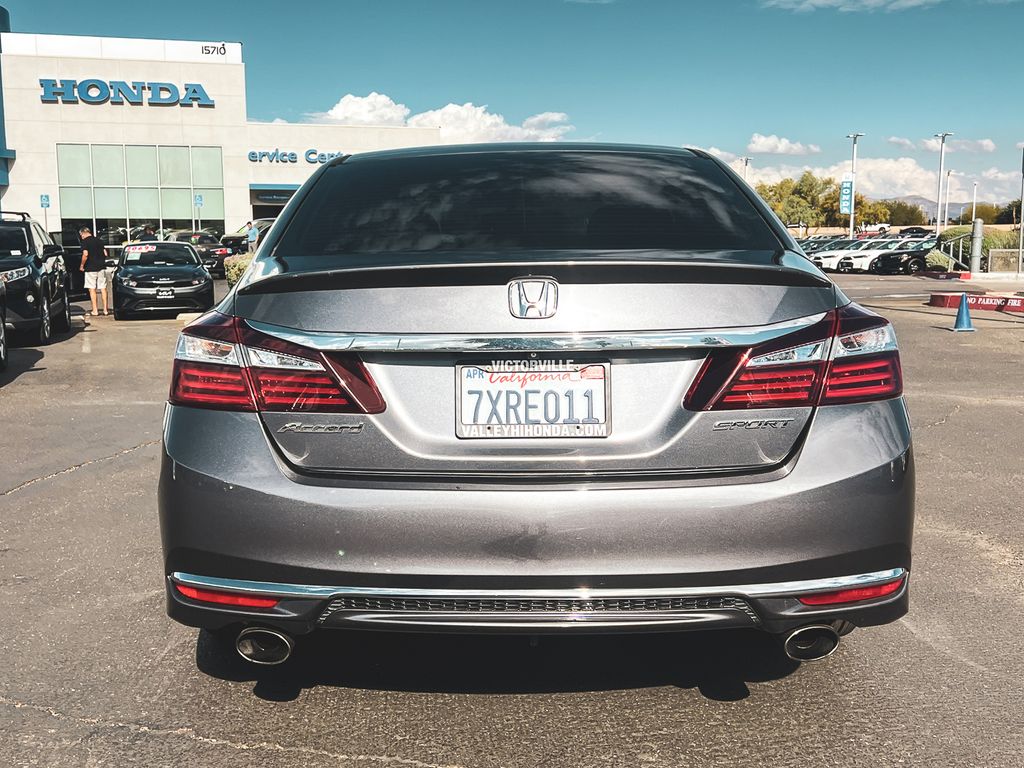 2017 Honda Accord Sport photo 7