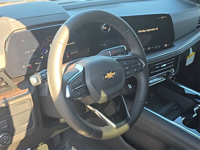 2025 Chevrolet Tahoe Premier photo 17