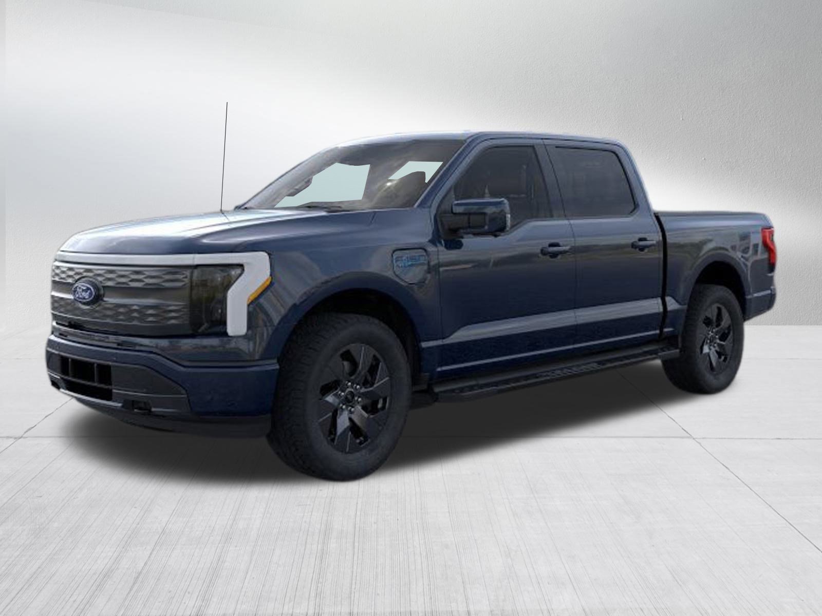 2025 Ford F-150 Lightning Lariat photo 4