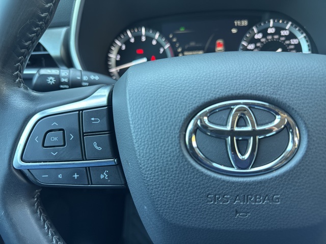 2021 Toyota Highlander XLE photo 23