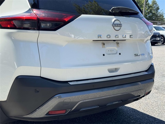 2023 Nissan Rogue SL photo 11