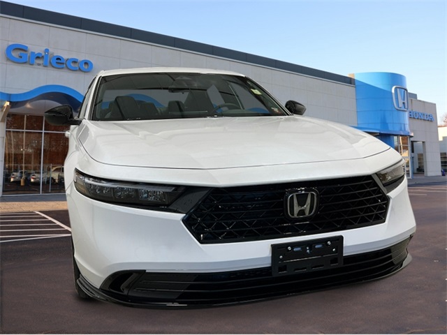2025 Honda Accord Hybrid Sport-L photo 8