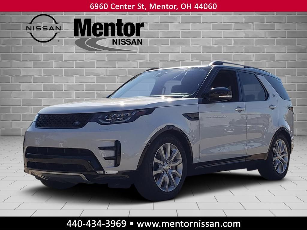 2018 Land Rover Discovery HSE photo 2