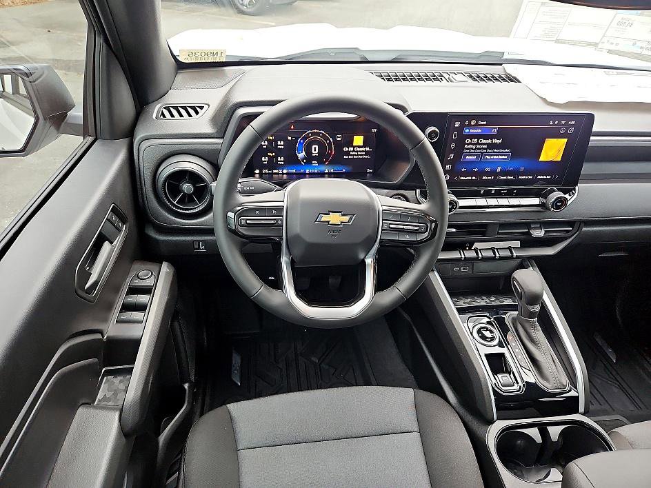 2026 Chevrolet Colorado Work Truck photo 12
