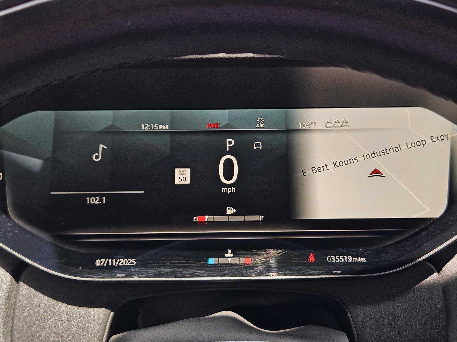 2023 Land Rover Range Rover SE photo 12
