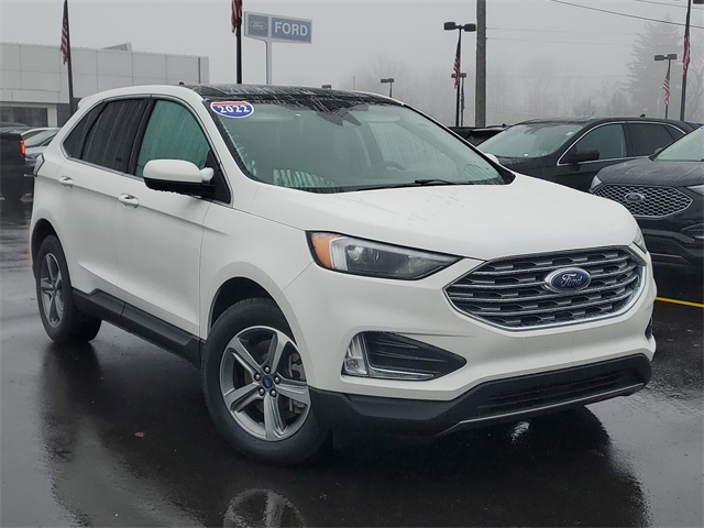 2022 Ford Edge SEL's photo